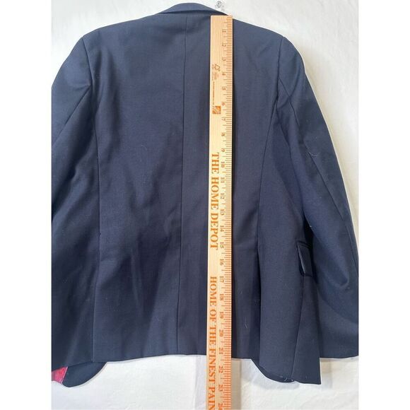 Isaac Mizrahi children two button navy blazer, size 10 - Picture 4 of 5